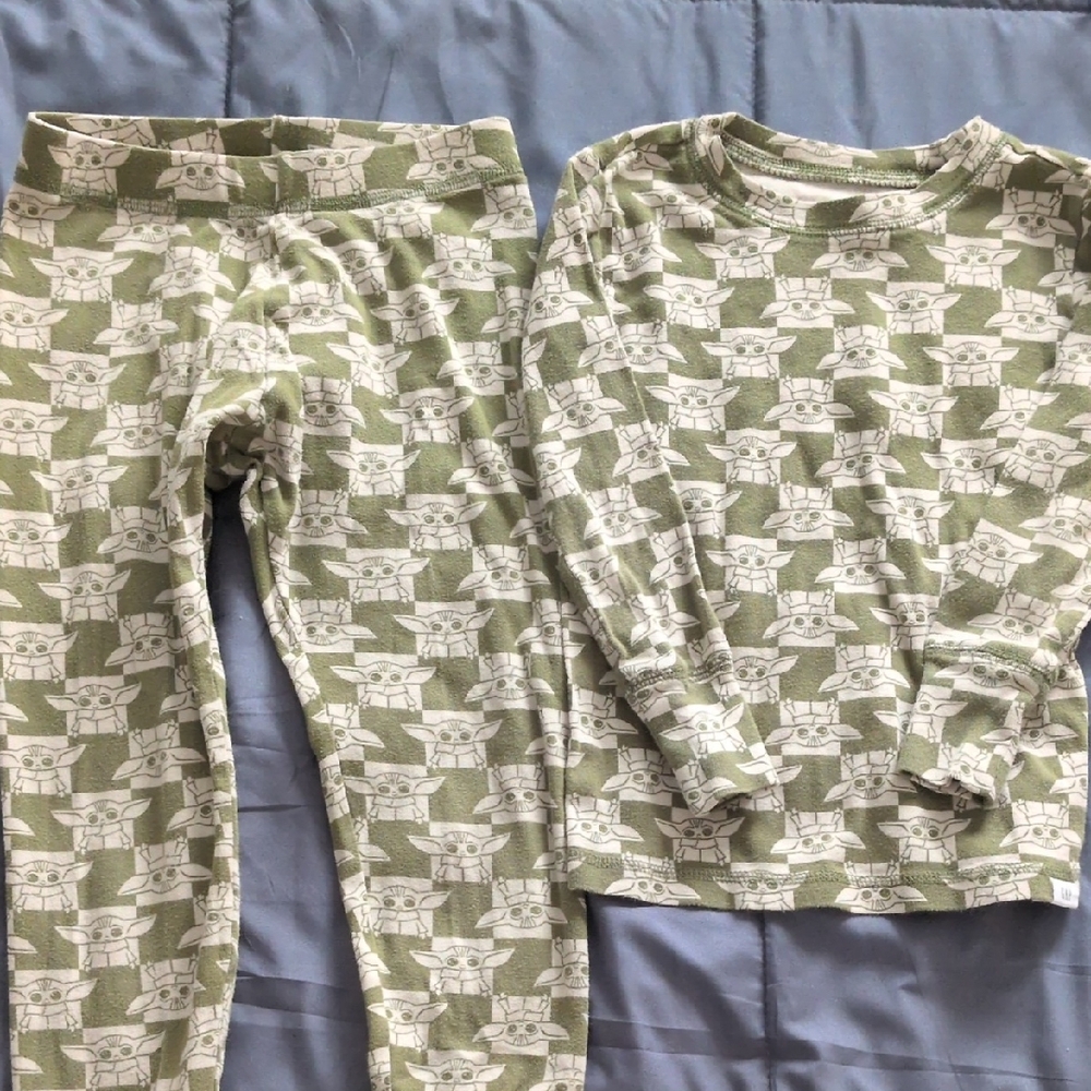 GAP Star Wars Grogu Kids Pajama Set